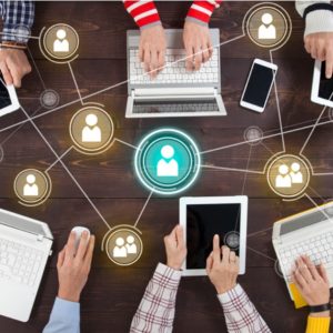 Virtualni prikaz timske suradnje i komunikacije tijekom coaching procesa.